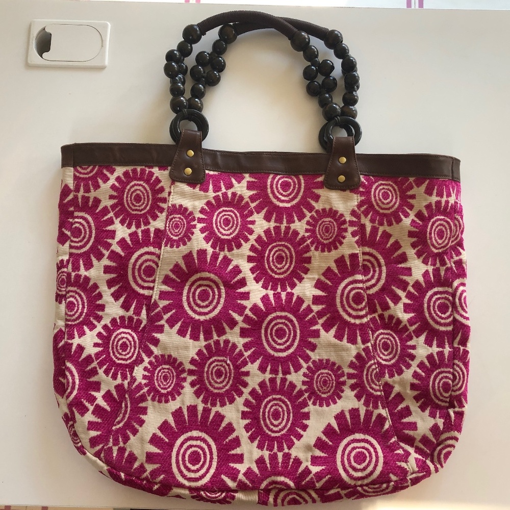 Deux Lux fuscia and cream tapestry tote with dust bag.